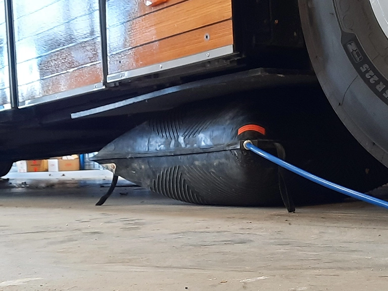 Air Jack Under Bus